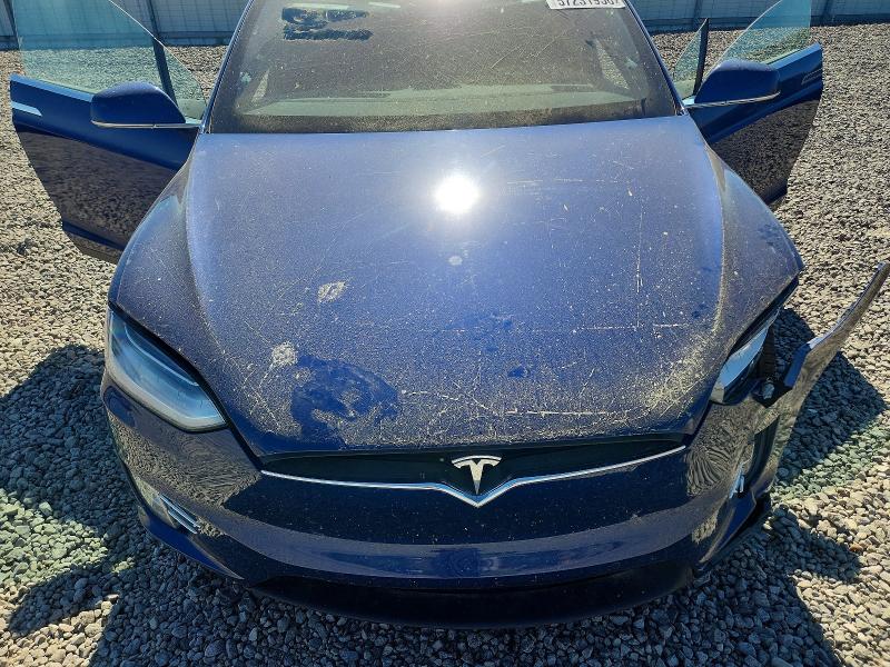 2020 Tesla Model X მანქანა იყიდება აუქციონზე, vin: 5YJXCAE21LF238211, აუქციონის ნომერი: 57231956