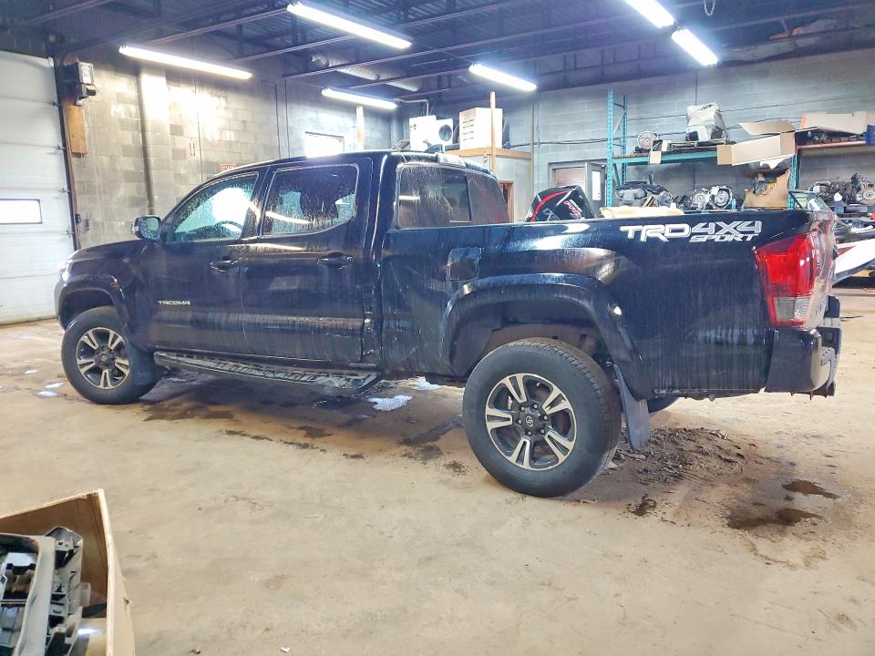 Продаж на аукціоні авто 2017 Toyota Tacoma, vin: 5TFDZ5BN5HX021751, номер лоту: 55610666
