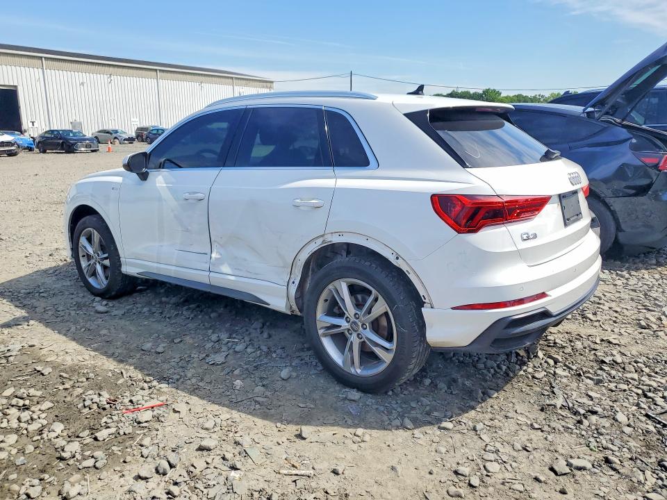 2020 Audi Q3 მანქანა იყიდება აუქციონზე, vin: WA1EECF32L1075849, აუქციონის ნომერი: 57930346