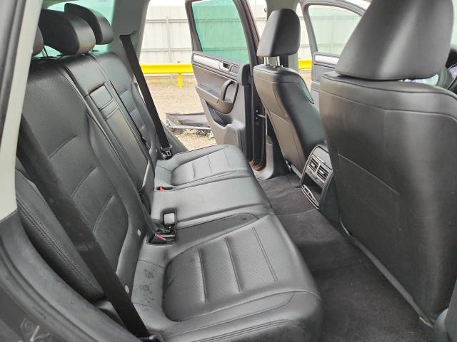 Auction sale of the 2013 Volkswagen Touareg, vin: WVGEF9BPXDD001640, lot number: 58218216