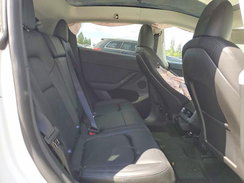 56094606 :رقم المزاد ، 7SAYGAEE7SF302773 vin ، 2025 Tesla Model Y مزاد بيع