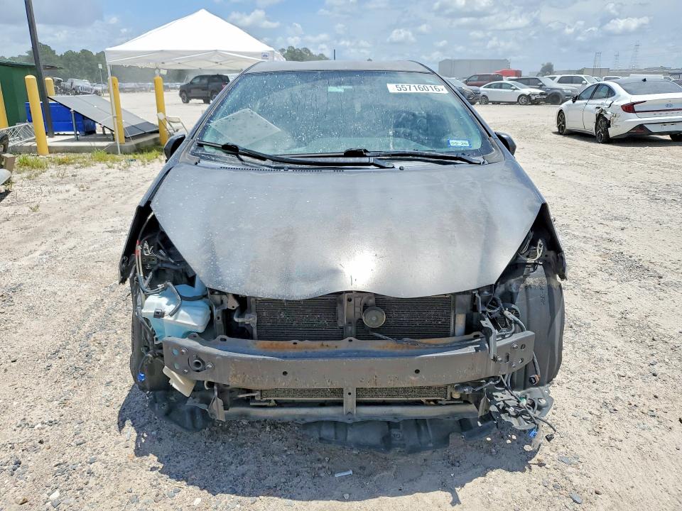 55716016 :رقم المزاد ، JTDKDTB38C1518748 vin ، 2012 Toyota Prius C مزاد بيع