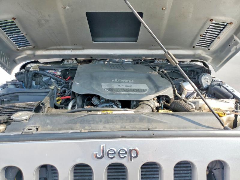 58904306 :رقم المزاد ، 1C4BJWEGXFL744579 vin ، 2015 Jeep Wrangler Unlimited مزاد بيع