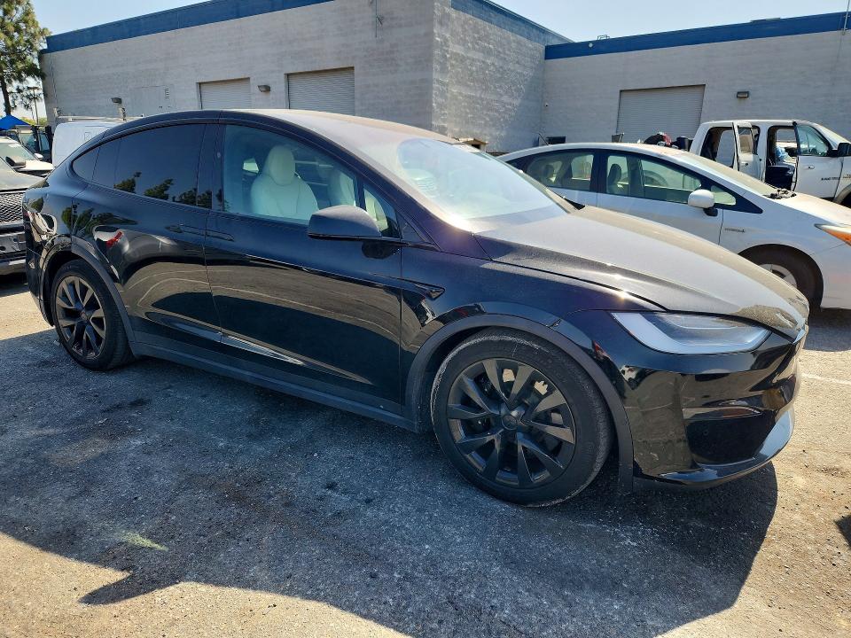 Продажа на аукционе авто 2022 Tesla Model X, vin: 7SAXCBE52NF361487, номер лота: 56174836