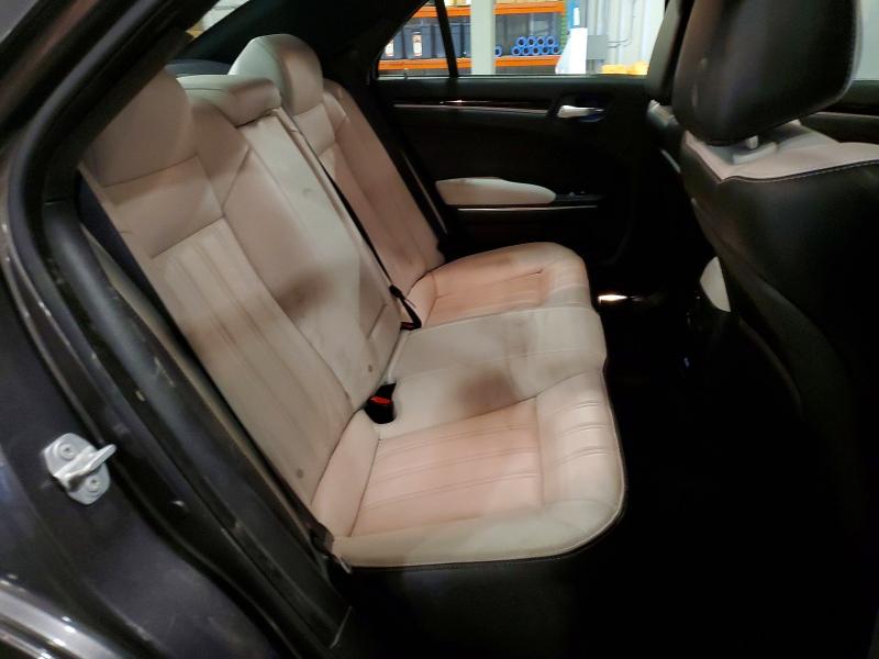 56412506 :رقم المزاد ، 2C3CCAGG2JH165577 vin ، 2018 Chrysler 300 مزاد بيع