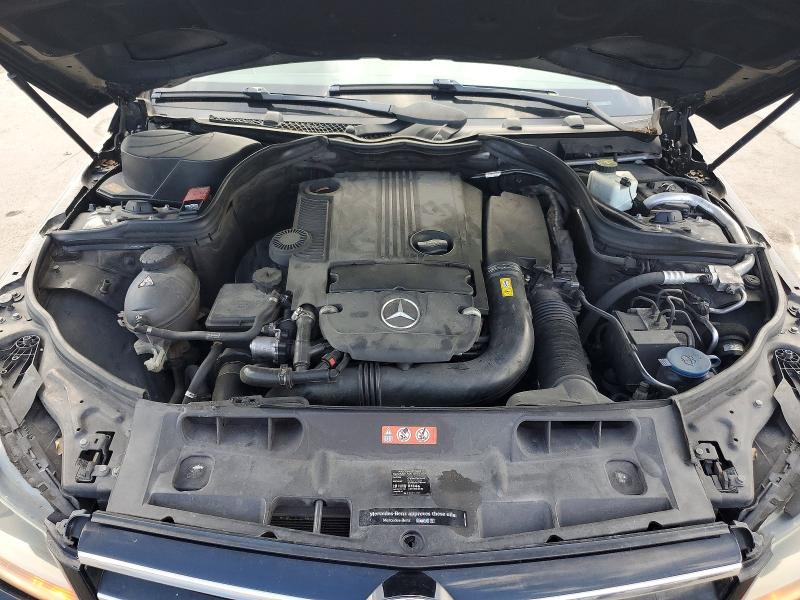 59107806 :رقم المزاد ، WDDGF4HB7EG232206 vin ، 2014 Mercedes-benz C مزاد بيع