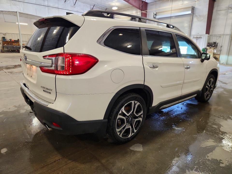 2023 Subaru Ascent მანქანა იყიდება აუქციონზე, vin: 4S4WMAWD2P3429322, აუქციონის ნომერი: 54680036
