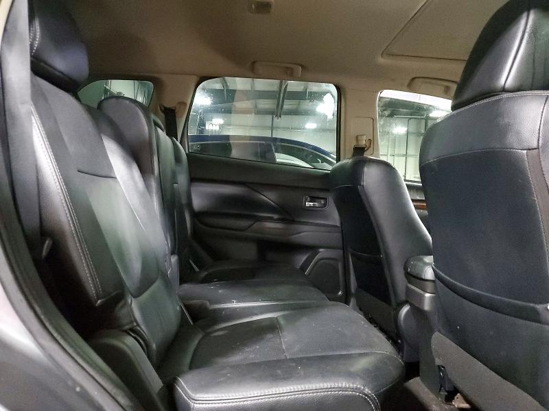 2015 Mitsubishi Outlander მანქანა იყიდება აუქციონზე, vin: JA4AZ3A30FZ003418, აუქციონის ნომერი: 56638126