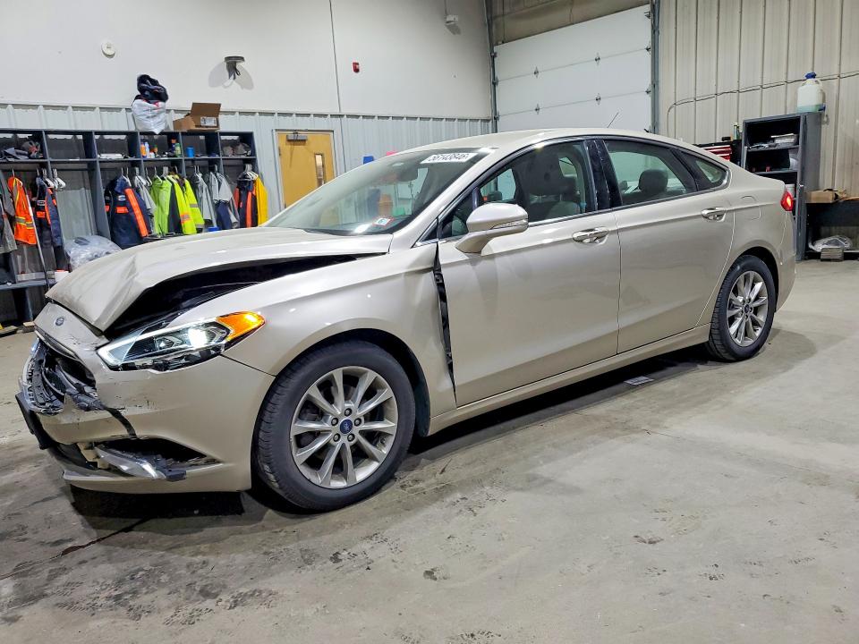 56143846 :رقم المزاد ، 3FA6P0HD0HR331675 vin ، 2017 Ford Fusion مزاد بيع