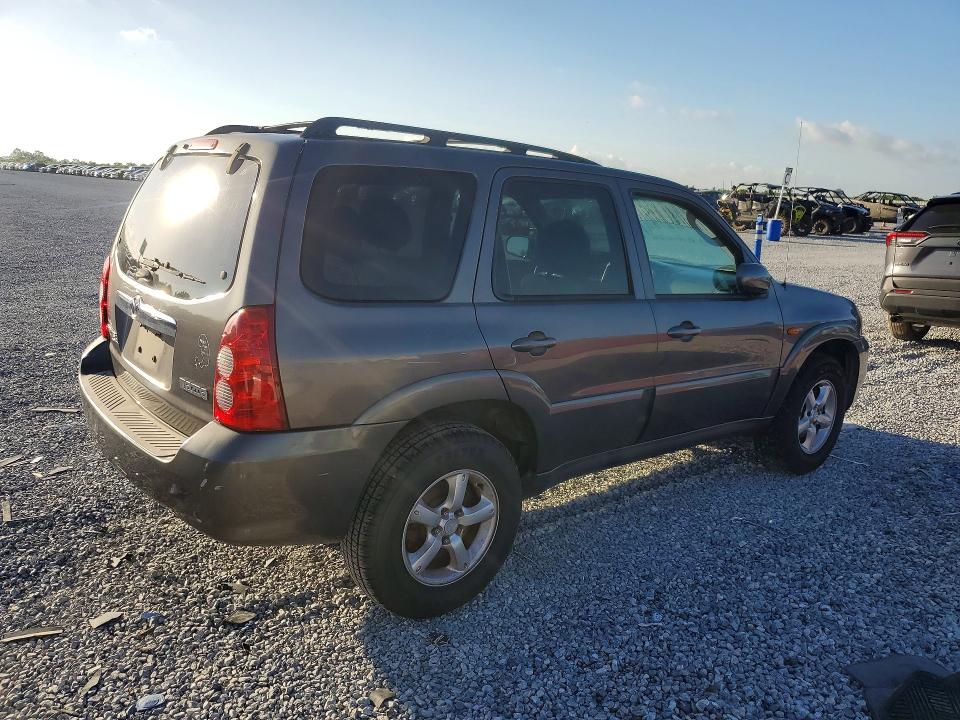 55693716 :رقم المزاد ، 4F2CZ04155KM09225 vin ، 2005 Mazda Tribute مزاد بيع