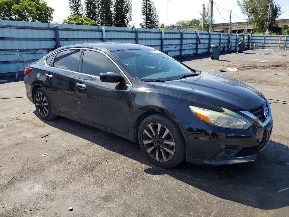 Продажа на аукционе авто 2018 Nissan Altima, vin: 1N4AL3AP0JC250045, номер лота: 55402166