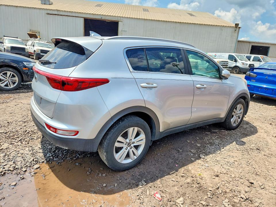 58963206 :رقم المزاد ، KNDPM3AC6H7163655 vin ، 2017 Kia Sportage مزاد بيع