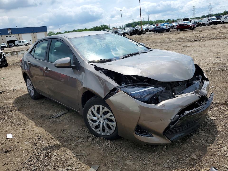 Продажа на аукционе авто 2017 Toyota Corolla, vin: 2T1BURHEXHC889005, номер лота: 58984076