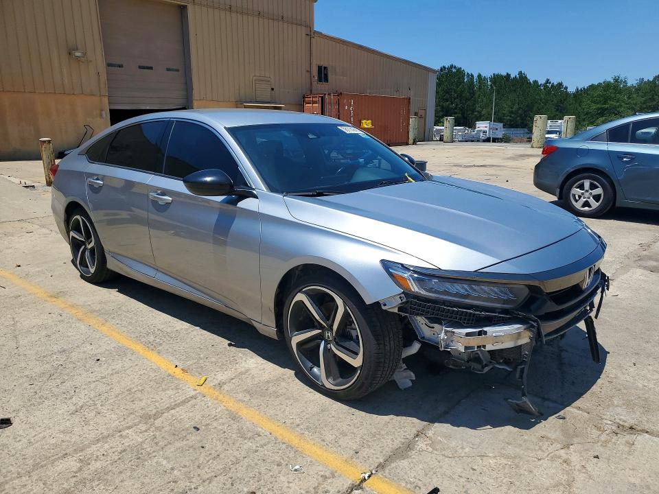 56114916 :رقم المزاد ، 1HGCV1F38NA113610 vin ، 2022 Honda Accord مزاد بيع