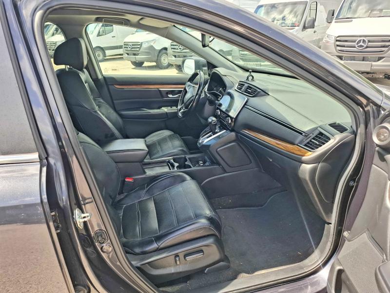 58386926 :رقم المزاد ، 2HKRW2H9XHH136588 vin ، 2017 Honda Cr-v مزاد بيع