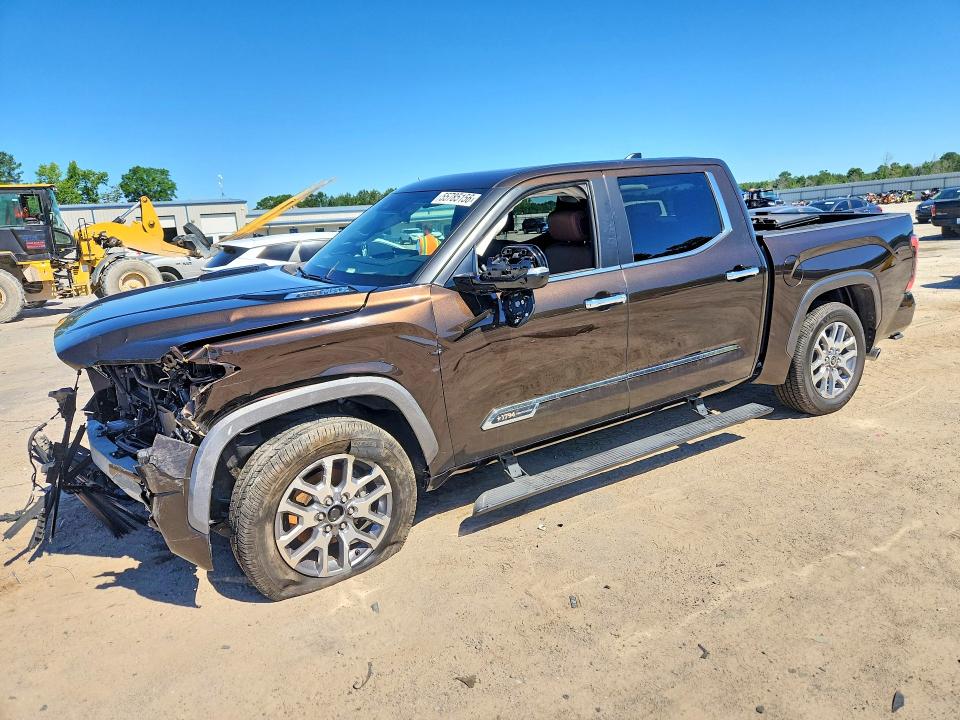 55785156 :رقم المزاد ، 5TFMC5DB7RX048701 vin ، 2024 Toyota Tundra مزاد بيع