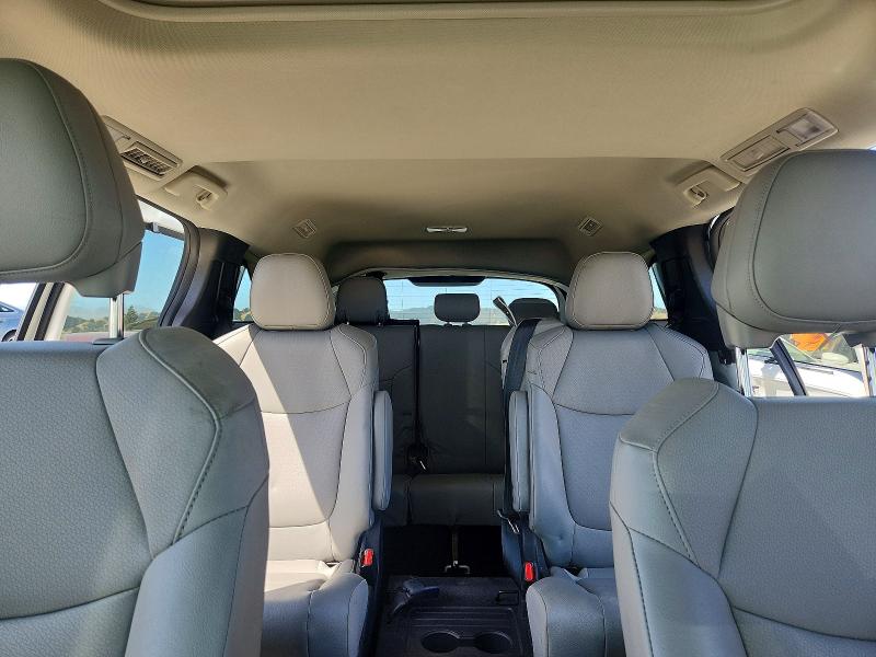 59176526 :رقم المزاد ، 5TDYRKEC5TS306488 vin ، 2026 Toyota Sienna مزاد بيع