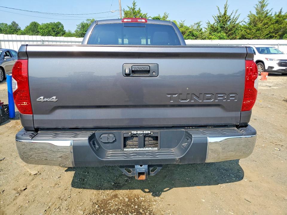 Продаж на аукціоні авто 2021 Toyota Tundra, vin: 5TFUY5F18MX045384, номер лоту: 59250006