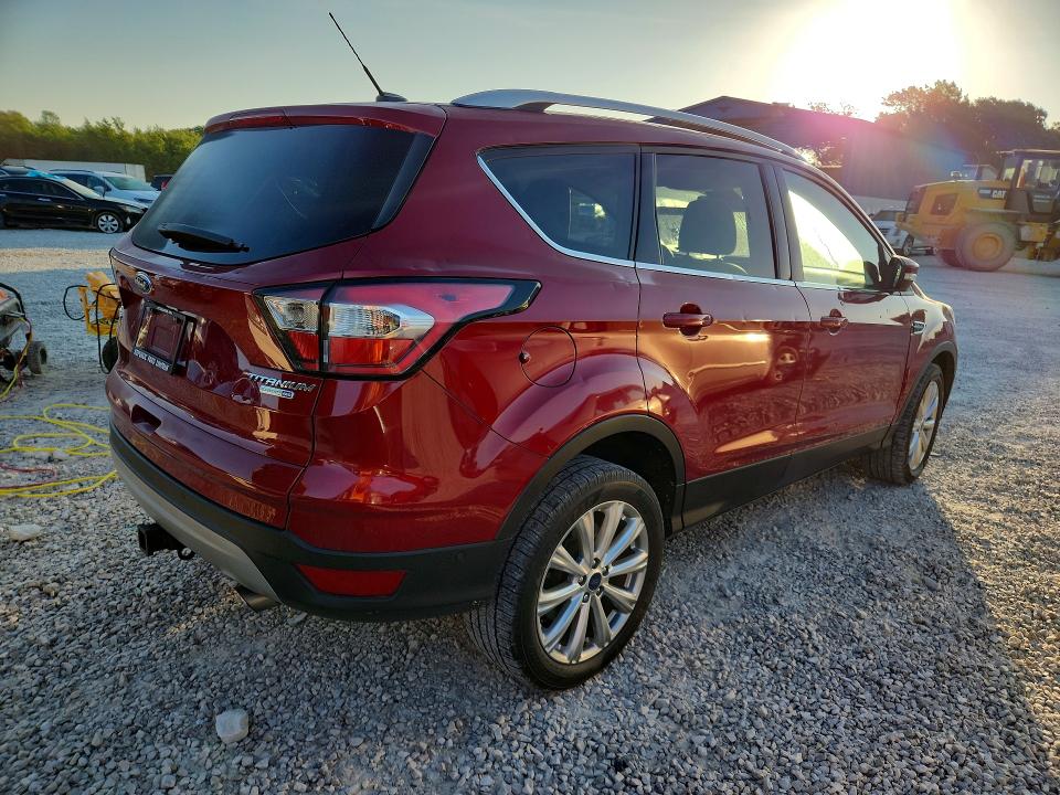Продажа на аукционе авто 2017 Ford Escape, vin: 1FMCU9J97HUB88244, номер лота: 56093166