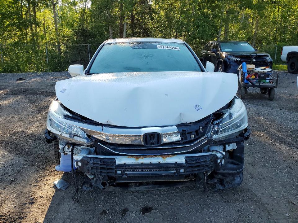 2017 Honda Accord მანქანა იყიდება აუქციონზე, vin: 1HGCR2F06HA805000, აუქციონის ნომერი: 57348346