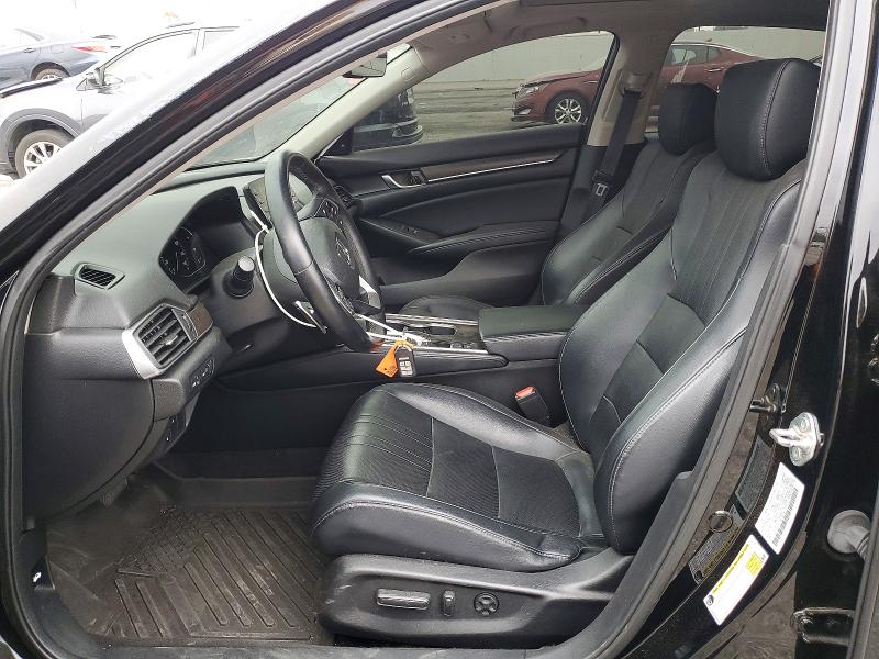58809366 :رقم المزاد ، 1HGCV2F95JA000928 vin ، 2018 Honda Accord مزاد بيع