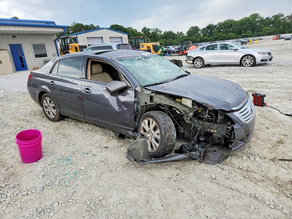 54545756 :رقم المزاد ، 4T1BK36B58U298641 vin ، 2008 Toyota Avalon مزاد بيع