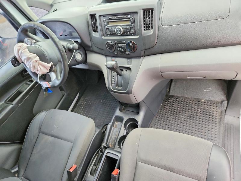 58302286 :رقم المزاد ، 3N6CM0KN9FK727968 vin ، 2015 Nissan Nv200 مزاد بيع