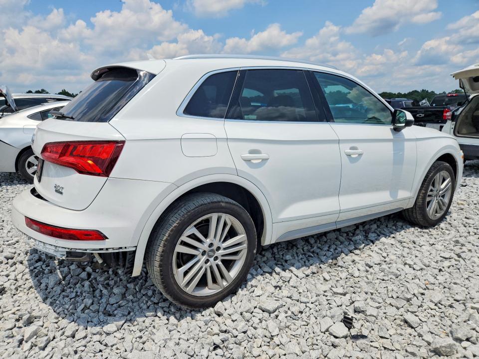 58828916 :رقم المزاد ، WA1BNAFY7J2107057 vin ، 2018 Audi Q5 مزاد بيع
