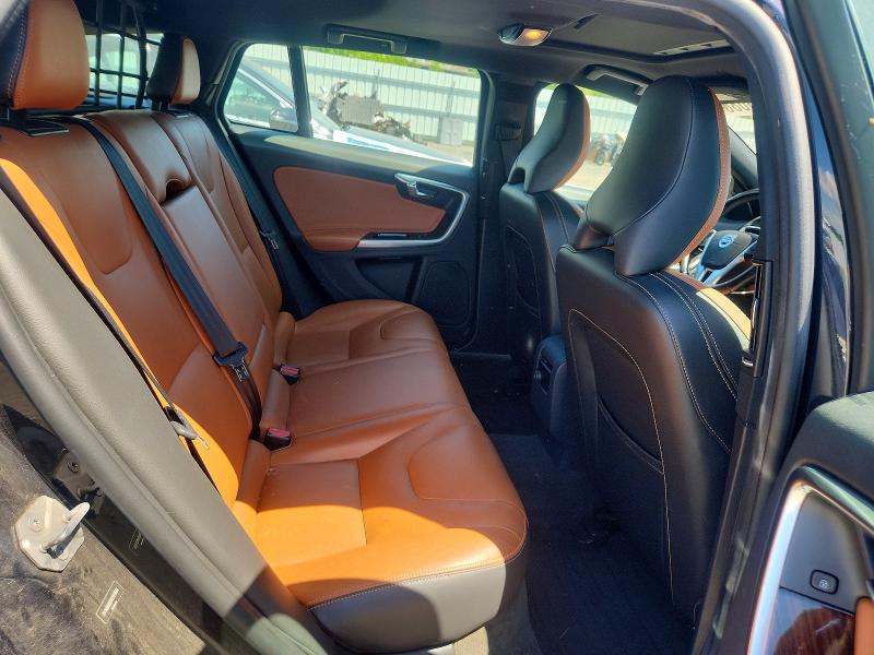 2017 Volvo V60 მანქანა იყიდება აუქციონზე, vin: YV140MSK0H1372686, აუქციონის ნომერი: 57523086