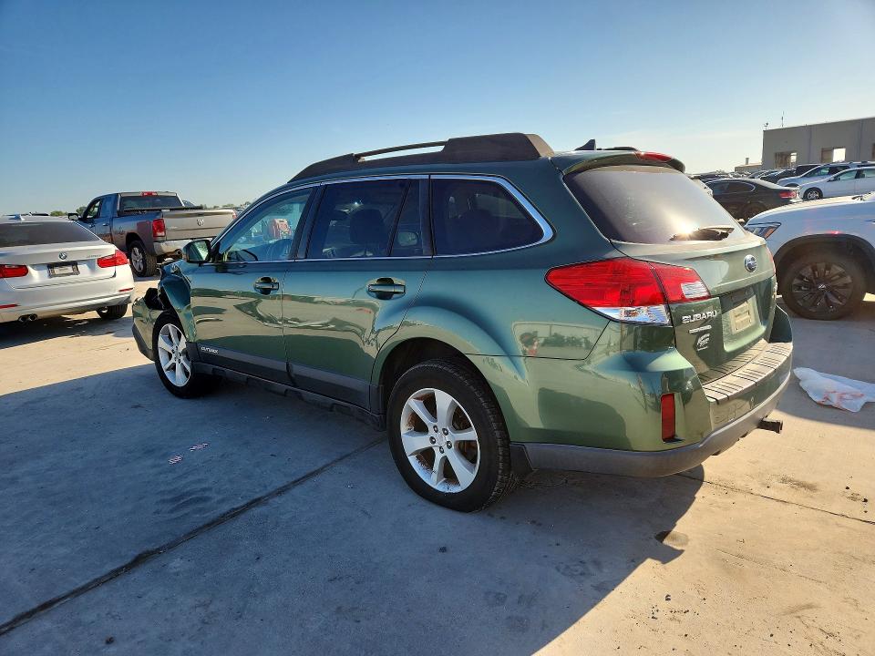 Auction sale of the 2014 Subaru Outback, vin: 4S4BRCCC9E3300272, lot number: 53951756