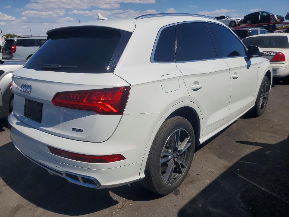 2020 Audi Q5 E მანქანა იყიდება აუქციონზე, vin: WA1G2AFY7L2050571, აუქციონის ნომერი: 58072786