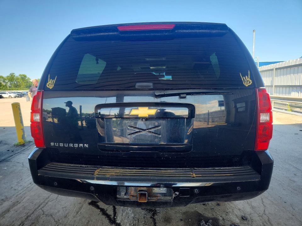 58356426 :رقم المزاد ، 1GNSKJE70ER131292 vin ، 2014 Chevrolet Suburban مزاد بيع