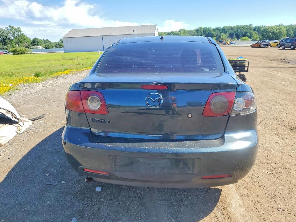 2004 Mazda 3 მანქანა იყიდება აუქციონზე, vin: JM1BK12F841215619, აუქციონის ნომერი: 58119596