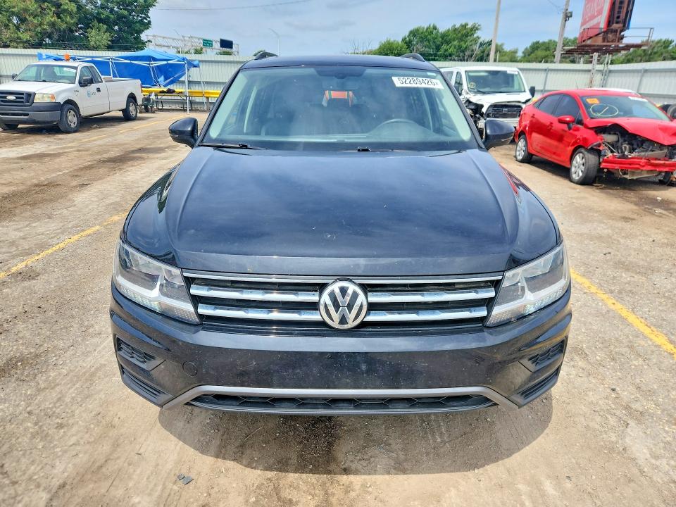 2020 Volkswagen Tiguan მანქანა იყიდება აუქციონზე, vin: 3VV3B7AX7LM068052, აუქციონის ნომერი: 52289426
