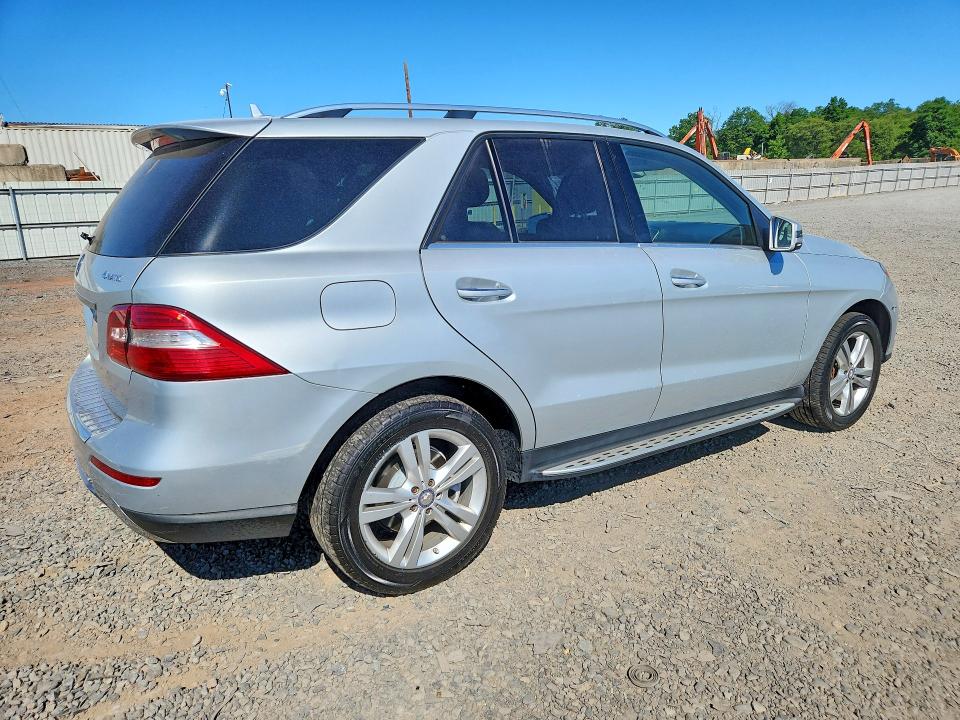 56023676 :رقم المزاد ، 4JGDA5HB9FA501372 vin ، 2015 Mercedes-benz Ml مزاد بيع