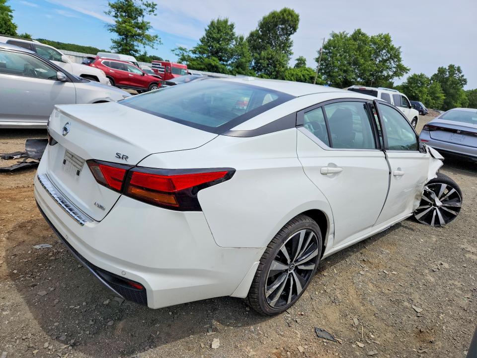 Продаж на аукціоні авто 2022 Nissan Altima, vin: 1N4BL4CW5NN379469, номер лоту: 57924246