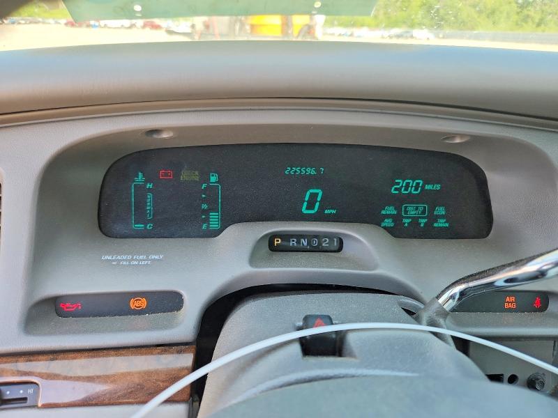 56032776 :رقم المزاد ، 1LNLM81W4VY626318 vin ، 1997 Lincoln Town Car مزاد بيع