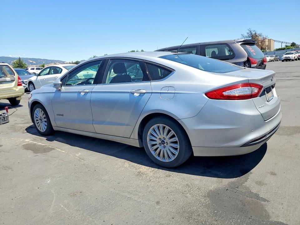 56185976 :رقم المزاد ، 3FA6P0LU0GR397245 vin ، 2016 Ford Fusion مزاد بيع