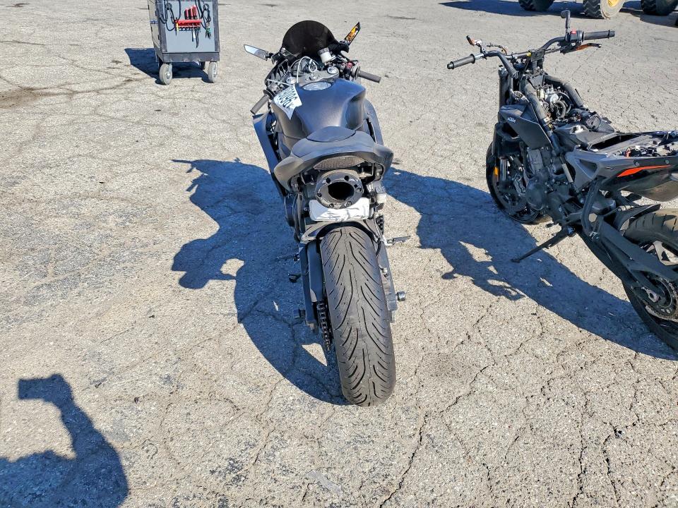 57889096 :رقم المزاد ، JH2PC401X7M001687 vin ، 2007 Honda Cbr600 مزاد بيع
