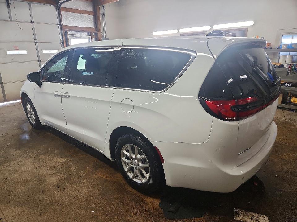 Продажа на аукционе авто 2027 Chrysler Pacifica, vin: 2C4RC1BG7VR556169, номер лота: 56002346