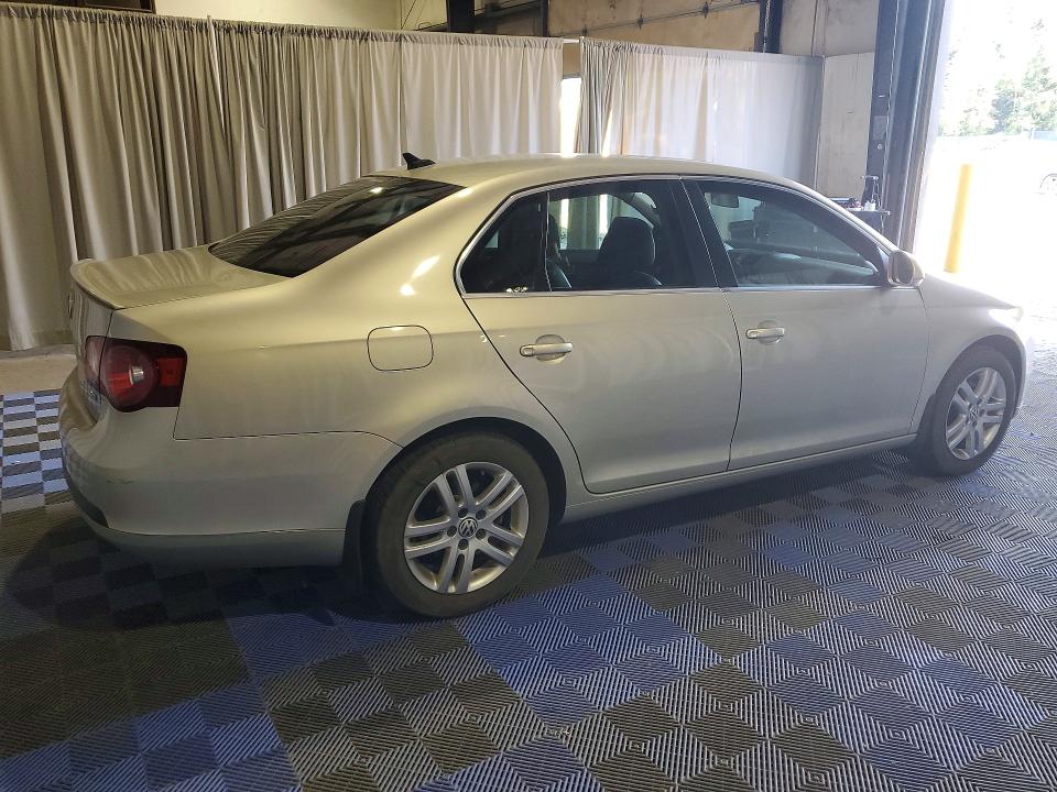 58273716 :رقم المزاد ، 3VWRL7AJ0AM171292 vin ، 2010 Volkswagen Jetta مزاد بيع