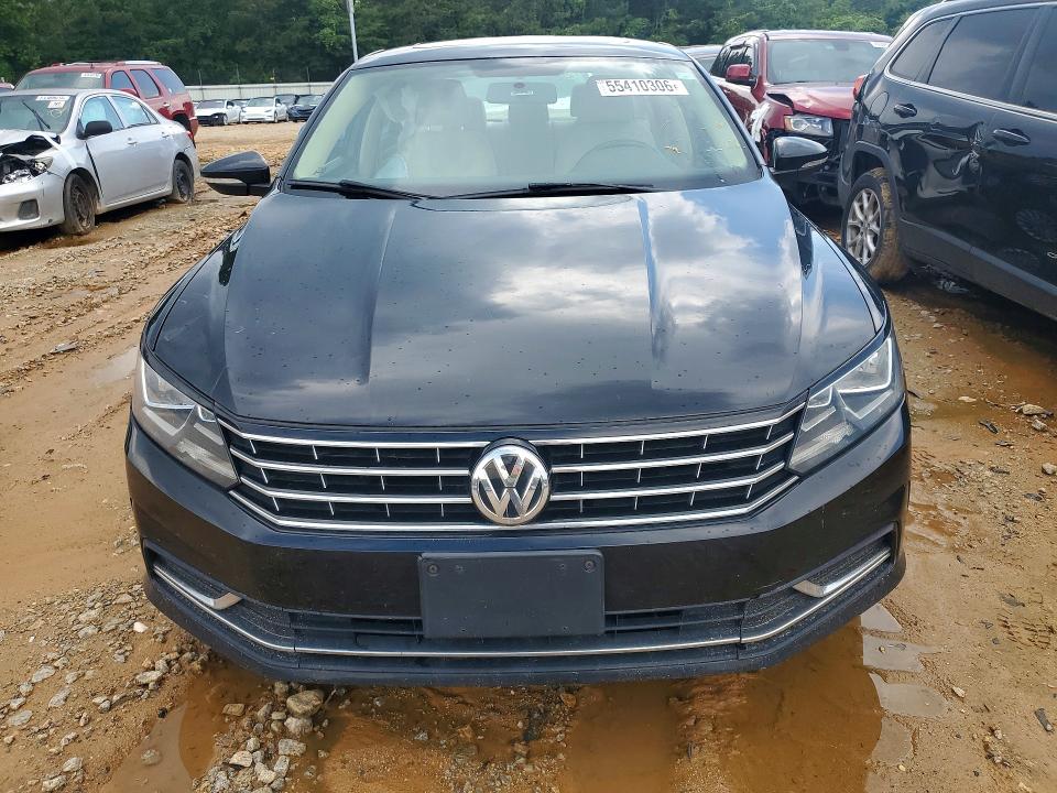 Продажа на аукционе авто 2016 Volkswagen Passat, vin: 1VWBT7A39GC010100, номер лота: 55410306