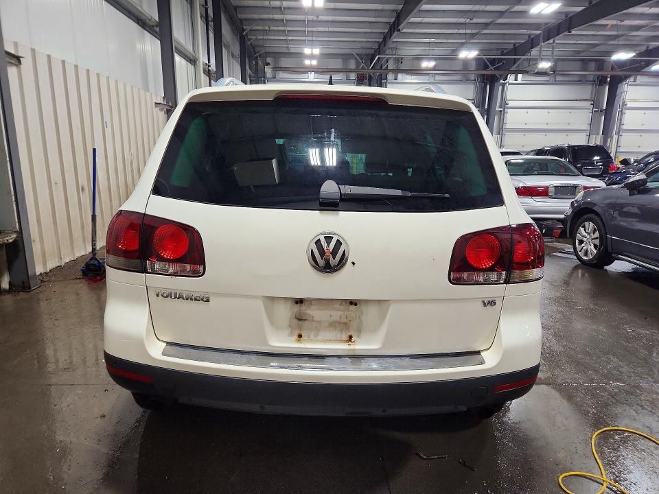 Продажа на аукционе авто 2010 Volkswagen Touareg, vin: WVGBF7A96AD004119, номер лота: 85619615