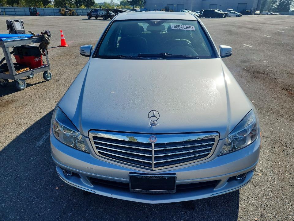 2011 Mercedes-benz C მანქანა იყიდება აუქციონზე, vin: WDDGF5EB4BA523965, აუქციონის ნომერი: 58044366