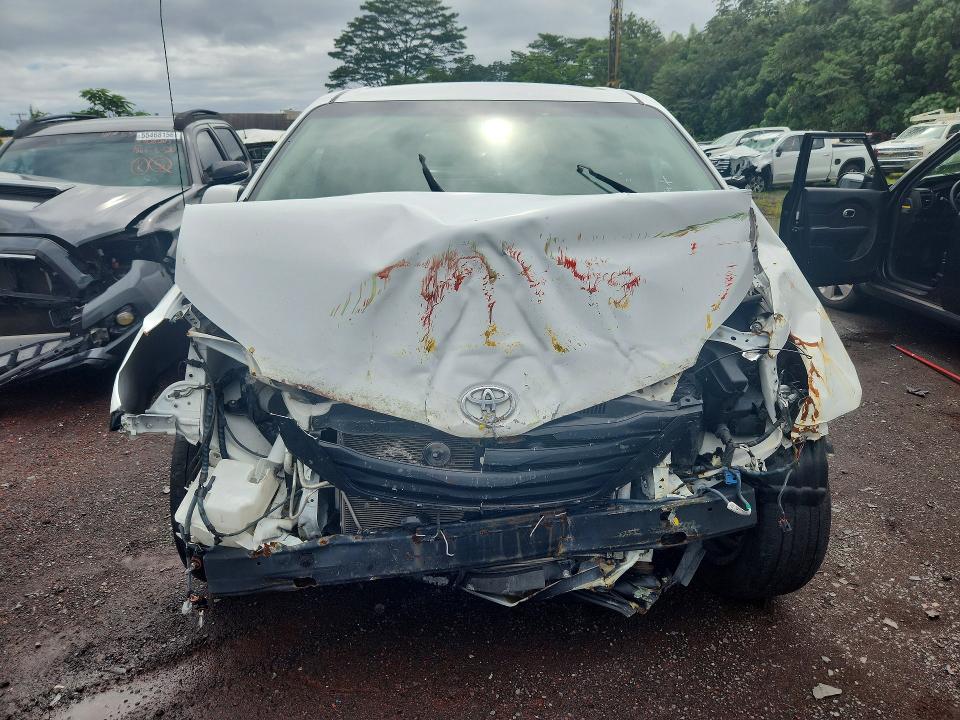 Продажа на аукционе авто 2013 Toyota Sienna, vin: 5TDJK3DC1DS056729, номер лота: 58474876