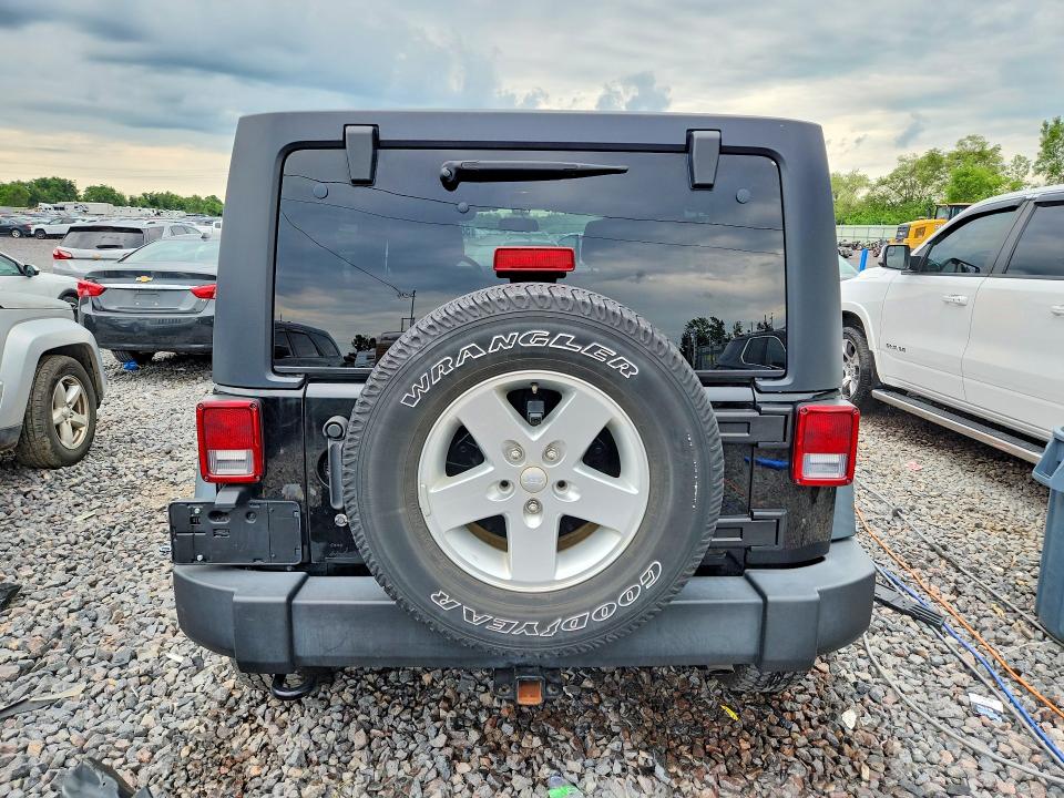 Продажа на аукционе авто 2015 Jeep Wrangler Unlimited, vin: 1C4BJWDG2FL693676, номер лота: 58442856