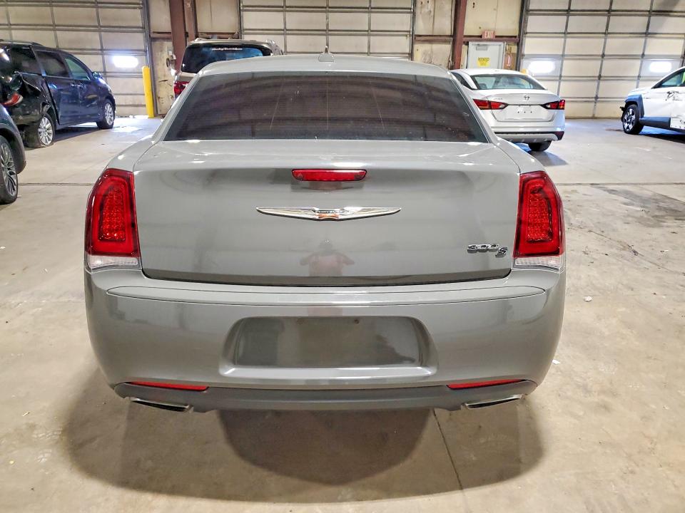 Aukcja sprzedaży 2017 Chrysler 300, vin: 2C3CCABG8HH614424, numer aukcji: 57611246