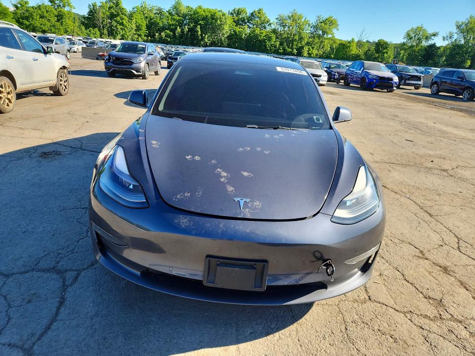 2022 Tesla Model 3 მანქანა იყიდება აუქციონზე, vin: 5YJ3E1EB1NF250905, აუქციონის ნომერი: 57013496