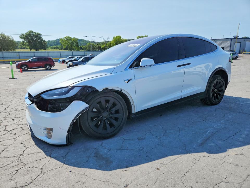 Продажа на аукционе авто 2017 Tesla Model X, vin: 5YJXCDE22HF045994, номер лота: 57679416