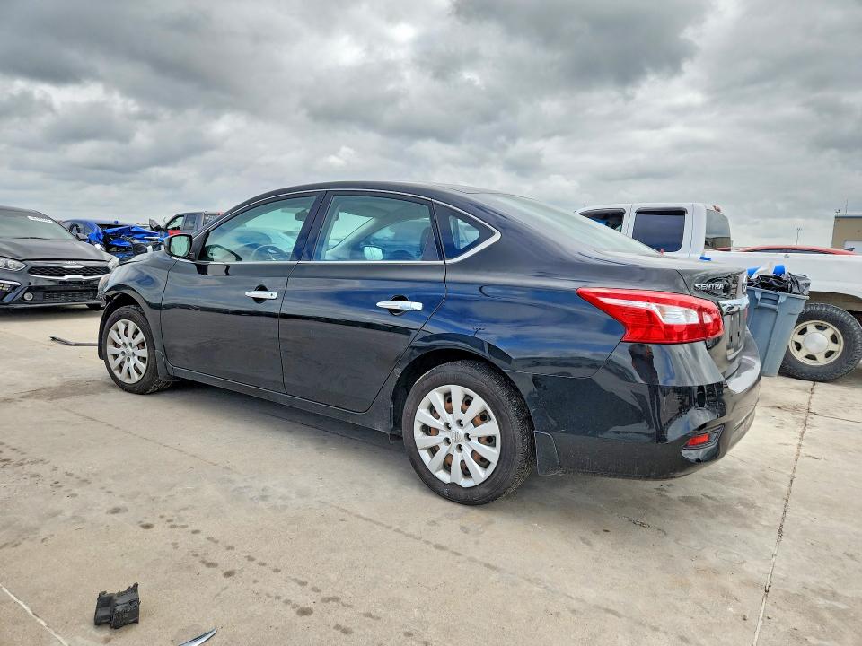 56771566 :رقم المزاد ، 3N1AB7AP2JY209611 vin ، 2018 Nissan Sentra مزاد بيع